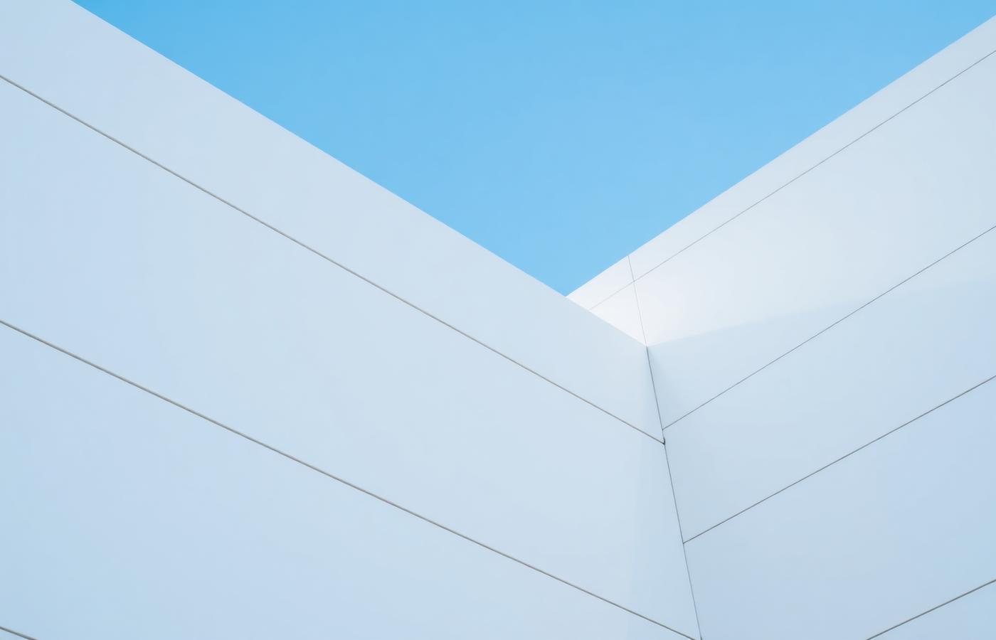 Modern fa&ccedil;ade detail
